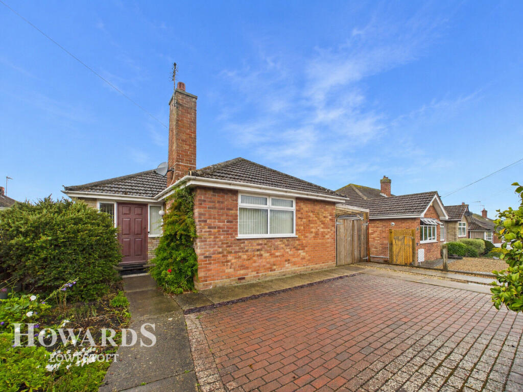 Main image of property: Hadleigh Drive, Oulton Broad
