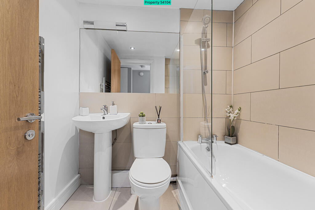 Apartment in London - View 5