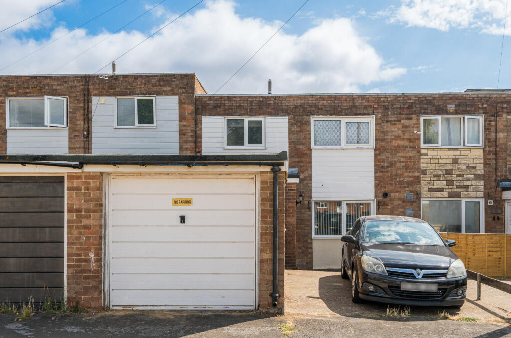 Main image of property: Rushmere Walk, Havant, Hampshire, PO9