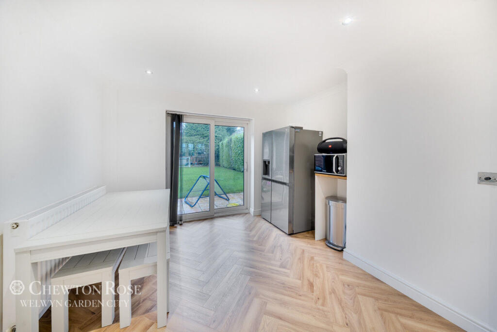 Additional image 9 of Manor Road, ST ALBANS