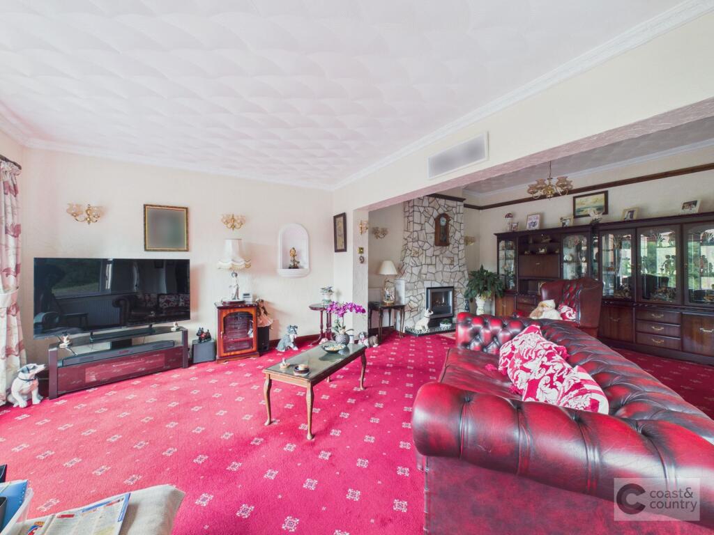 House in Teignbridge, Lower Rocombe, Stokeinteignhead - More