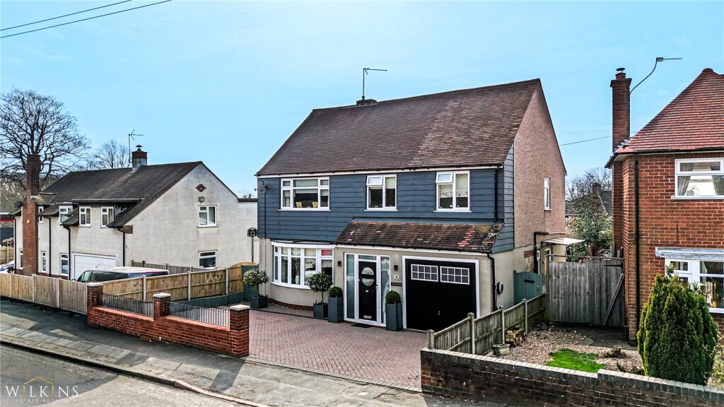 Main image of property: Windmill Road, Nuneaton, Warwickshire, CV10