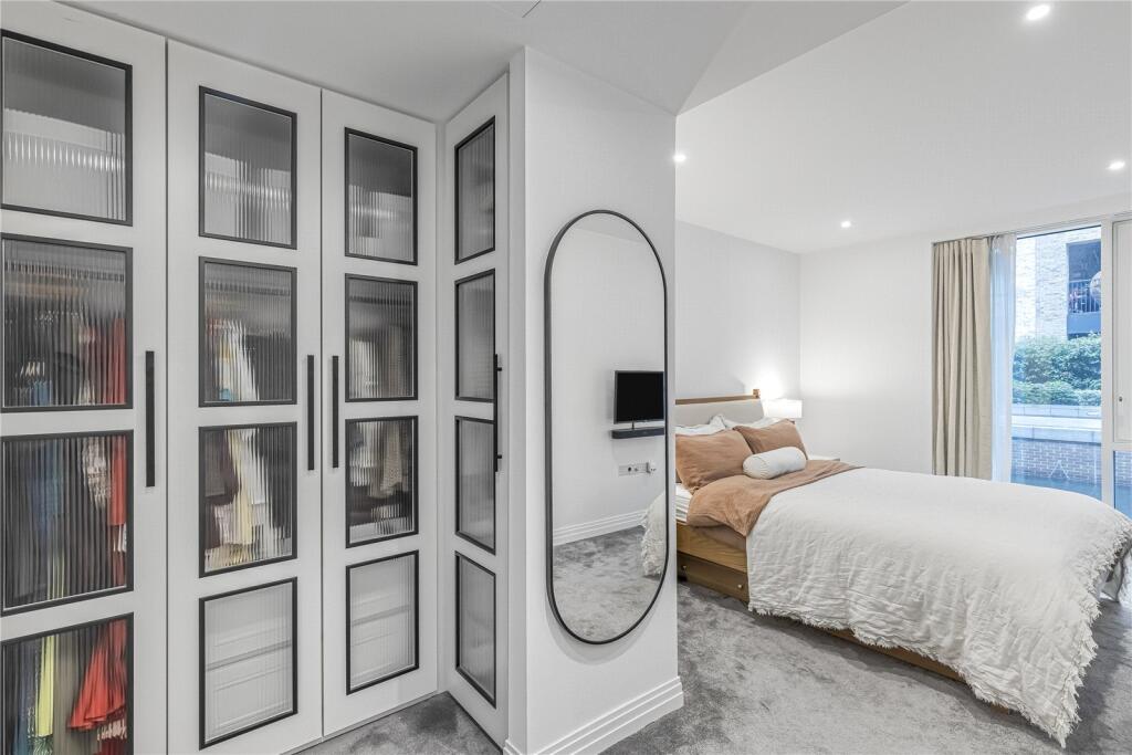 Apartment in London - View 5