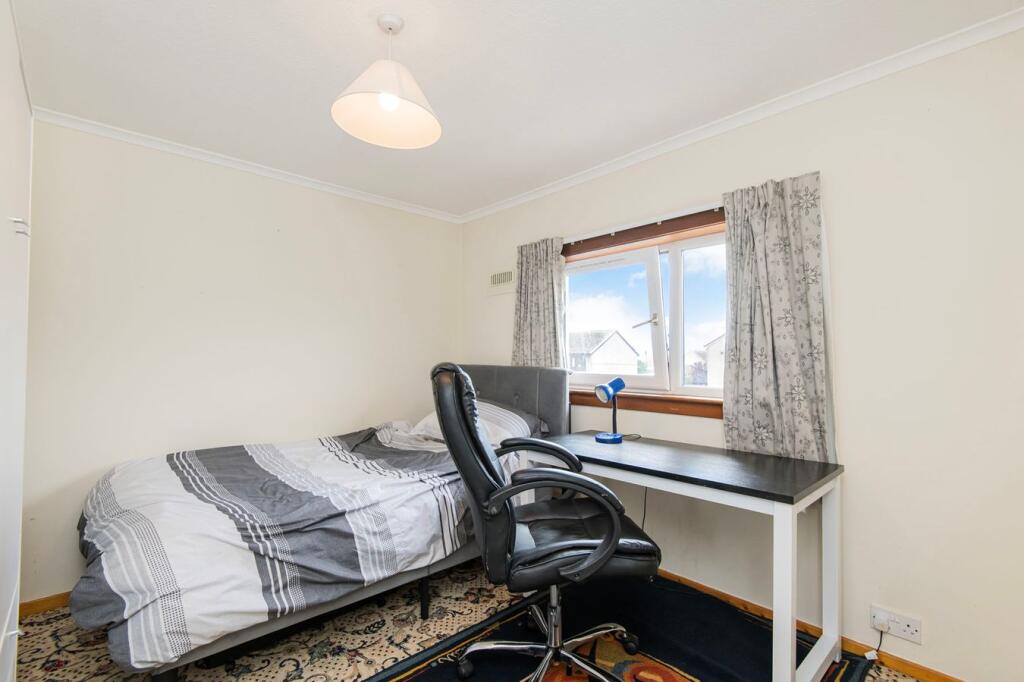 House in Kirkcaldy, Fife - View 5