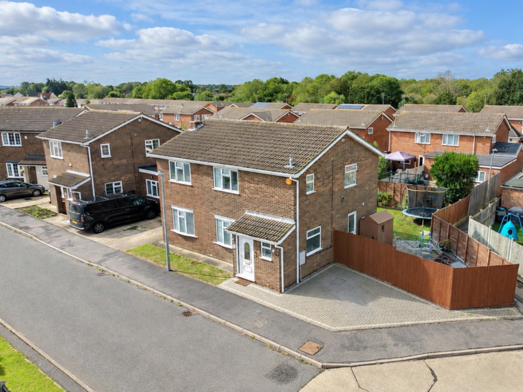 Main image of property: Princess Gardens, Rochford, Essex, SS4 3BJ