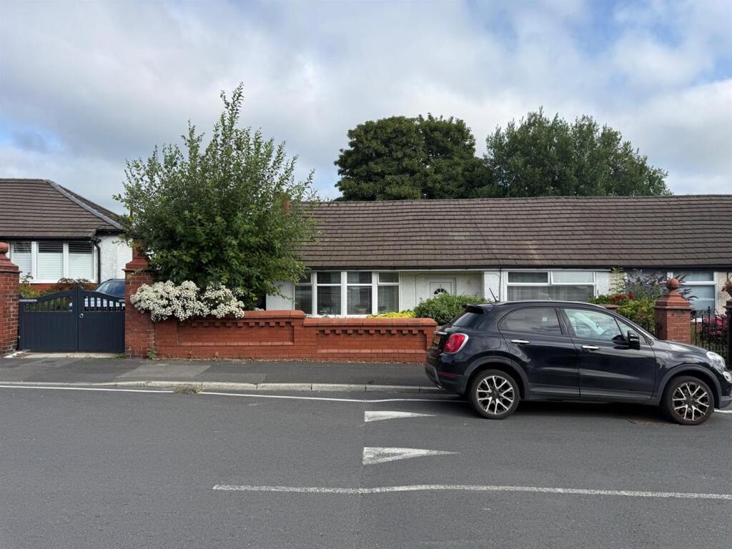 Main image of property: Livingstone Road, Accrington, BB5 5BX