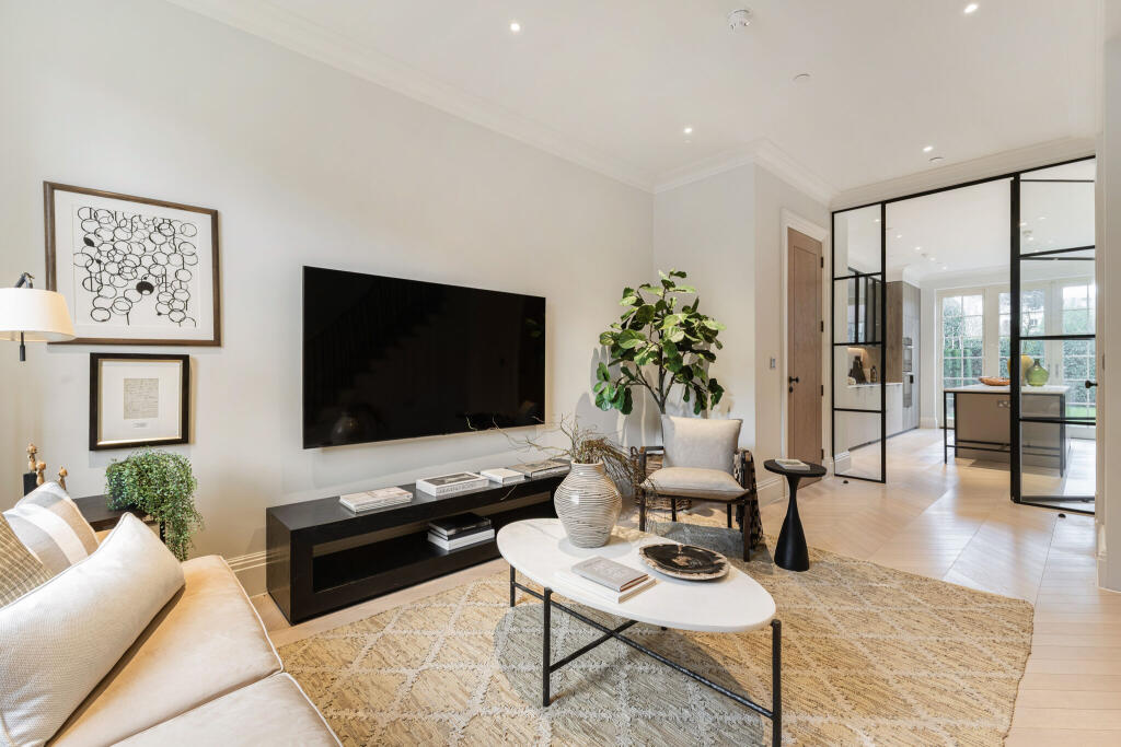 House in Twickenham - View 4