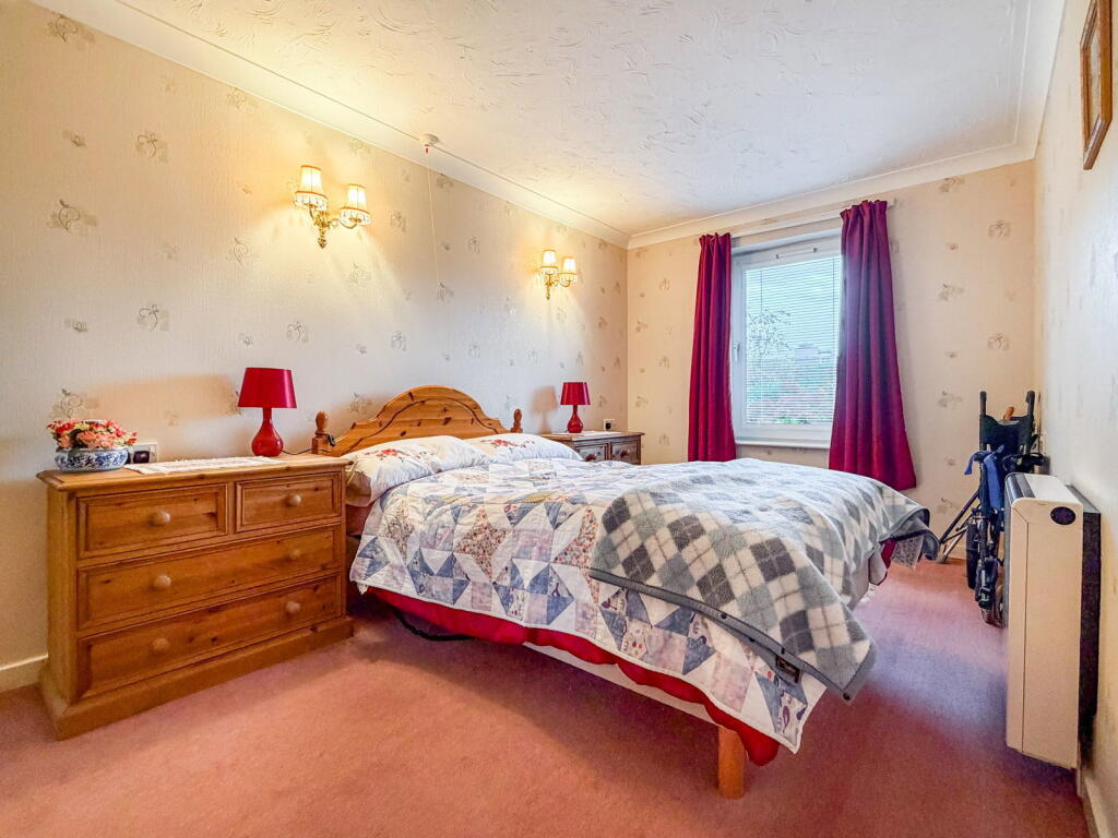Apartment in North Ferriby, Swanland - More