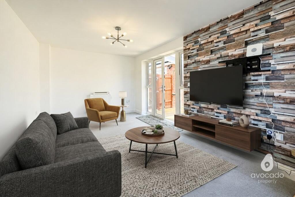 House in Spencers Wood, Ryeish Green, Shinfield - View 3
