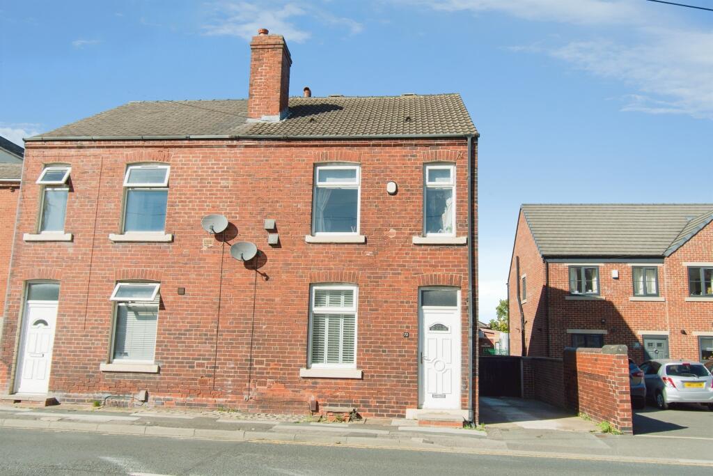 2-bed semi-detached on Queen Street, Normanton, £150,000