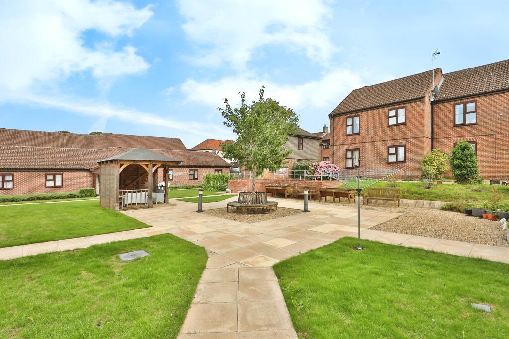 York Place, Dereham photo 3