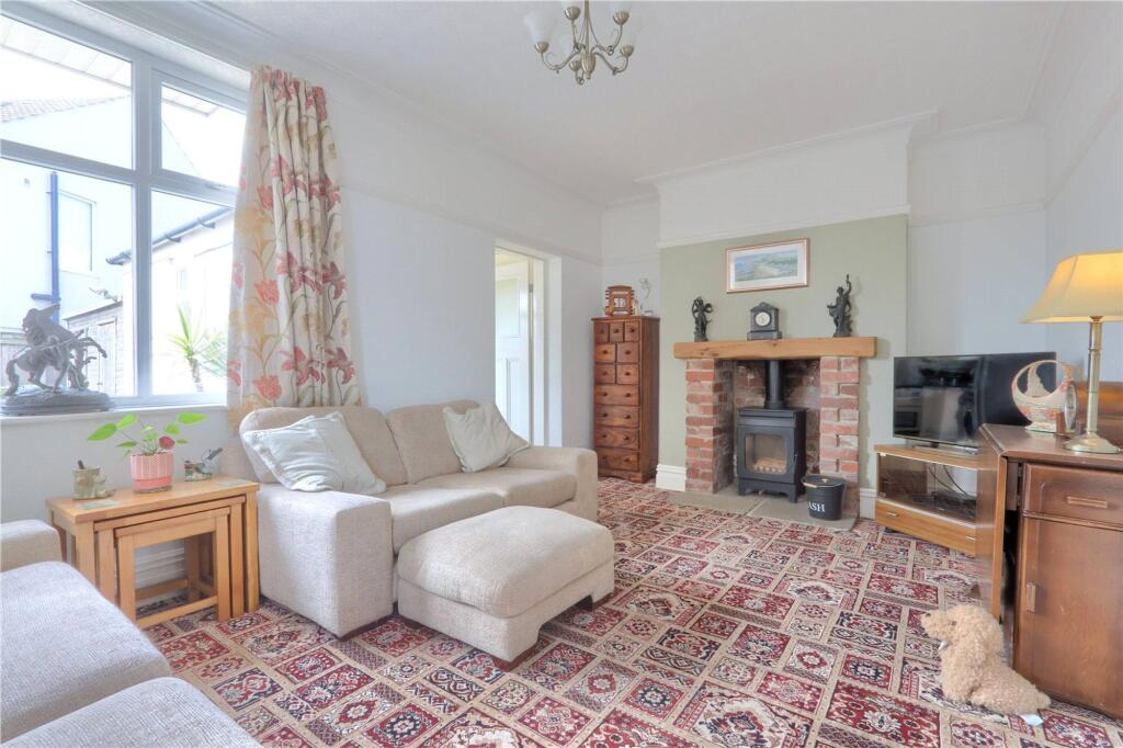 House in Stockton-on-Tees - More