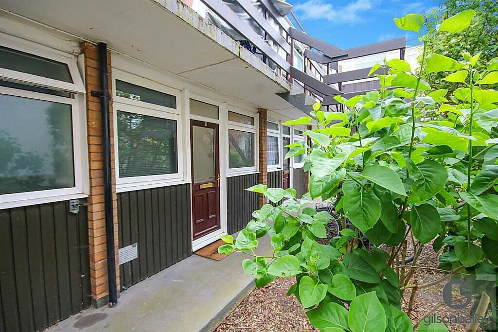 Main image of property: 8 Mandells Court, Norwich, NR3 1AY