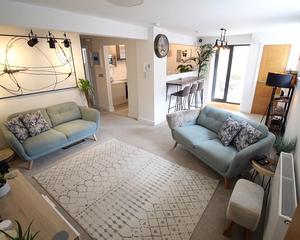 Main image of property: 6 Hall Street, Chelmsford, Essex, CM2