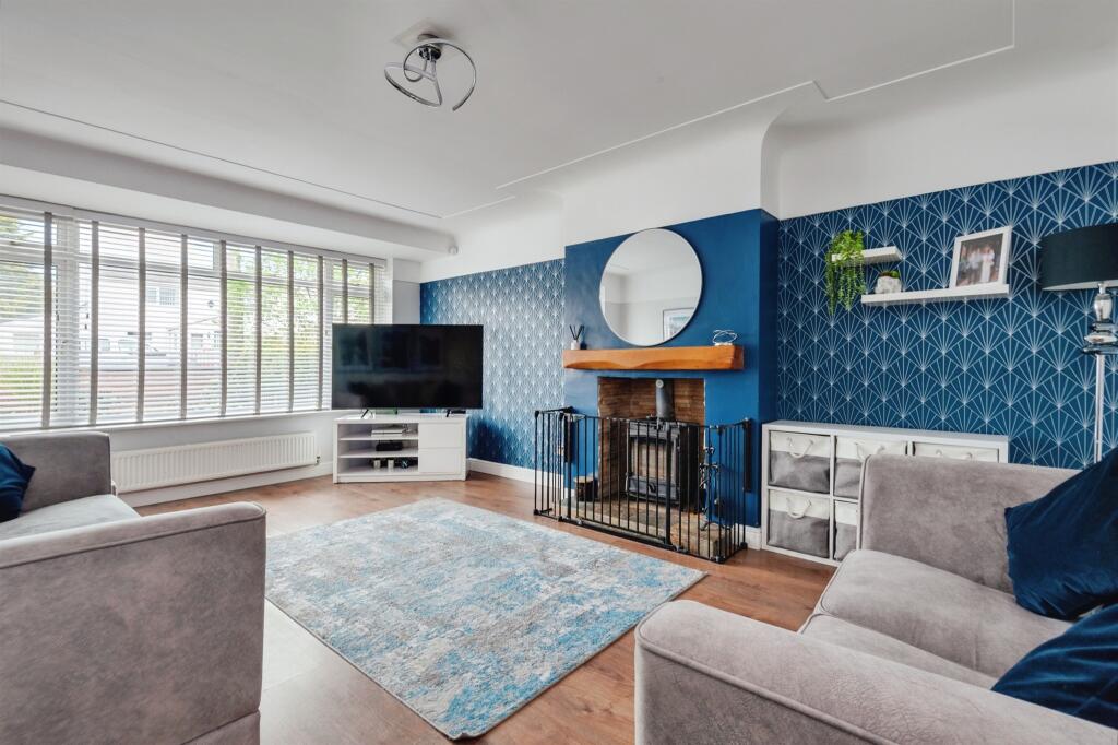 House in Prenton, Liverpool City Region - View 5