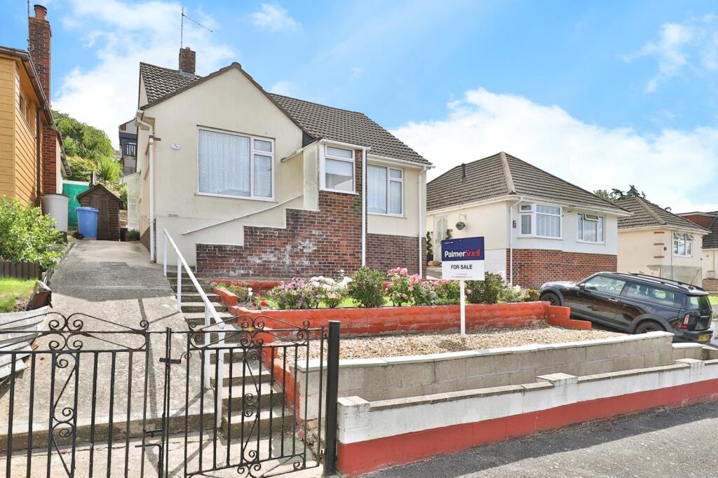 Main image of property: Hythe Road, Poole, Dorset, BH15