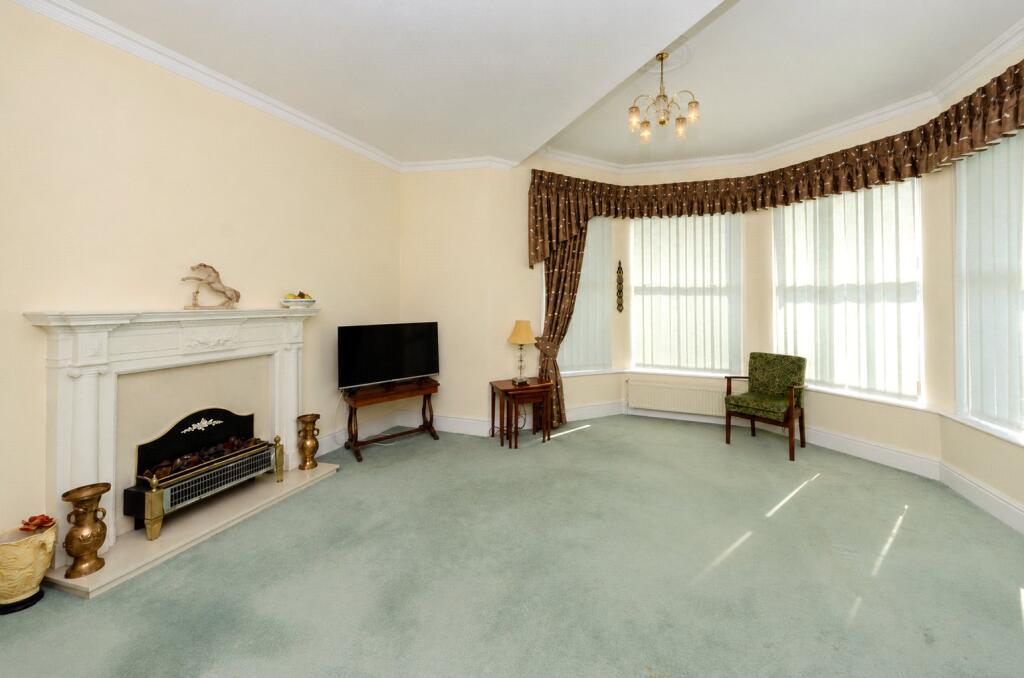 Apartment in Llandudno, Craig-y-don - View 4