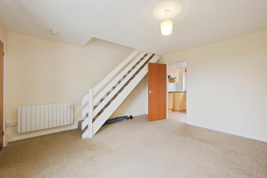 House in Truro - View 5