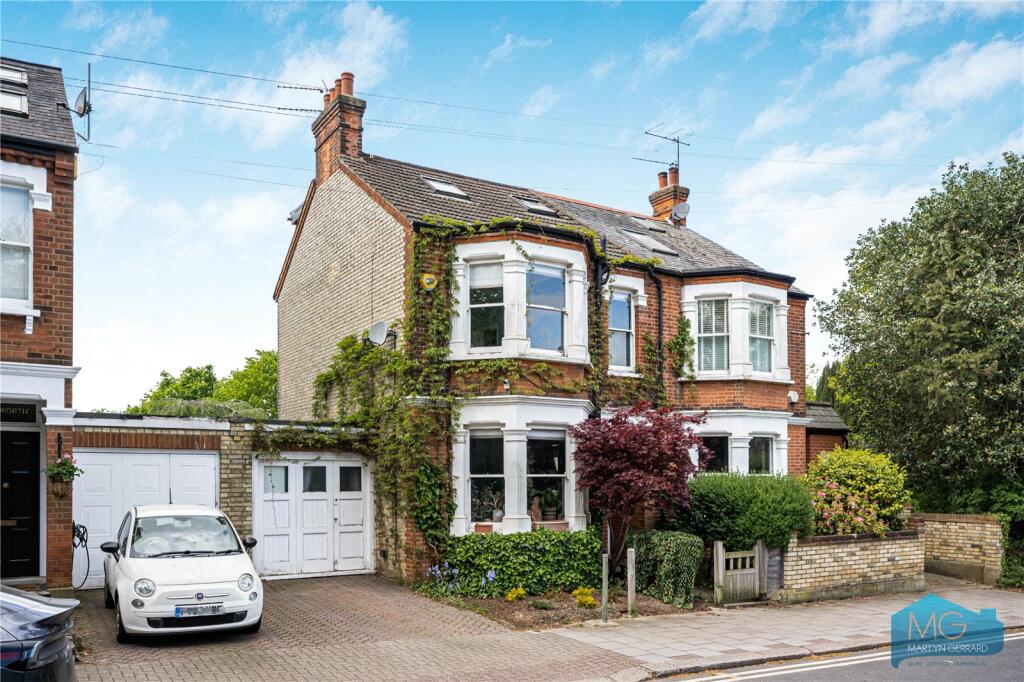 Main image of property: St. Albans Road, Barnet, EN5