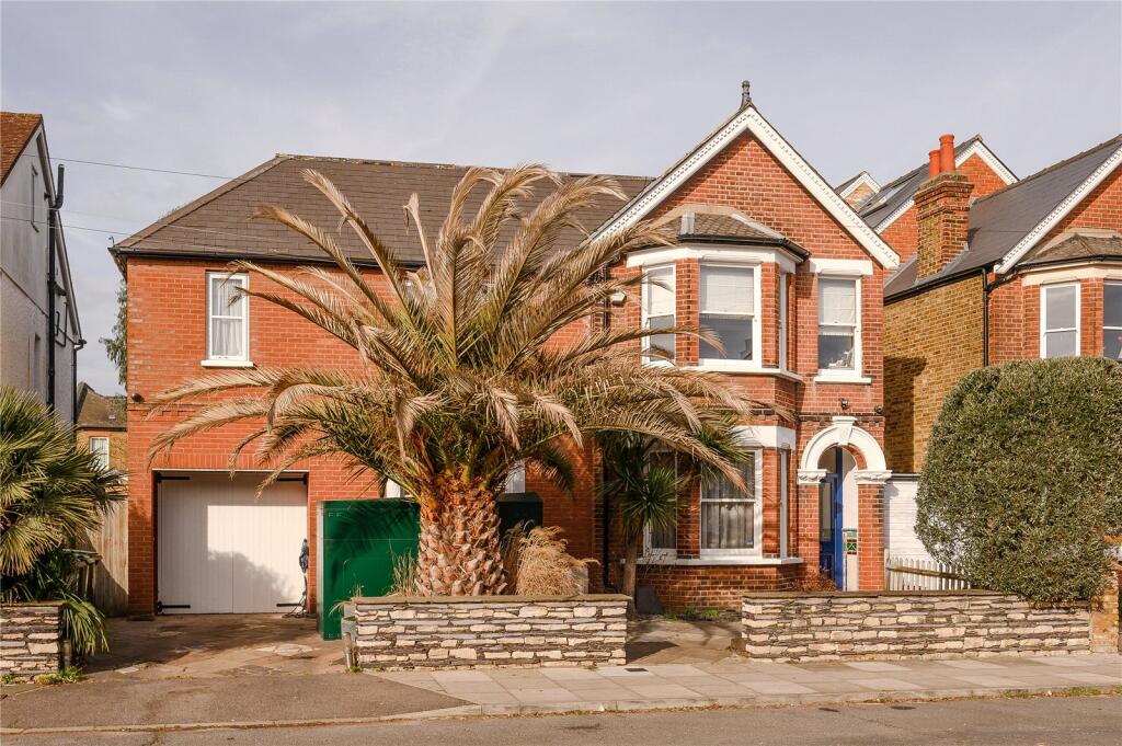 5-bed detached on St Albans Road, Kingston upon Thames, KT2, £2,000,000