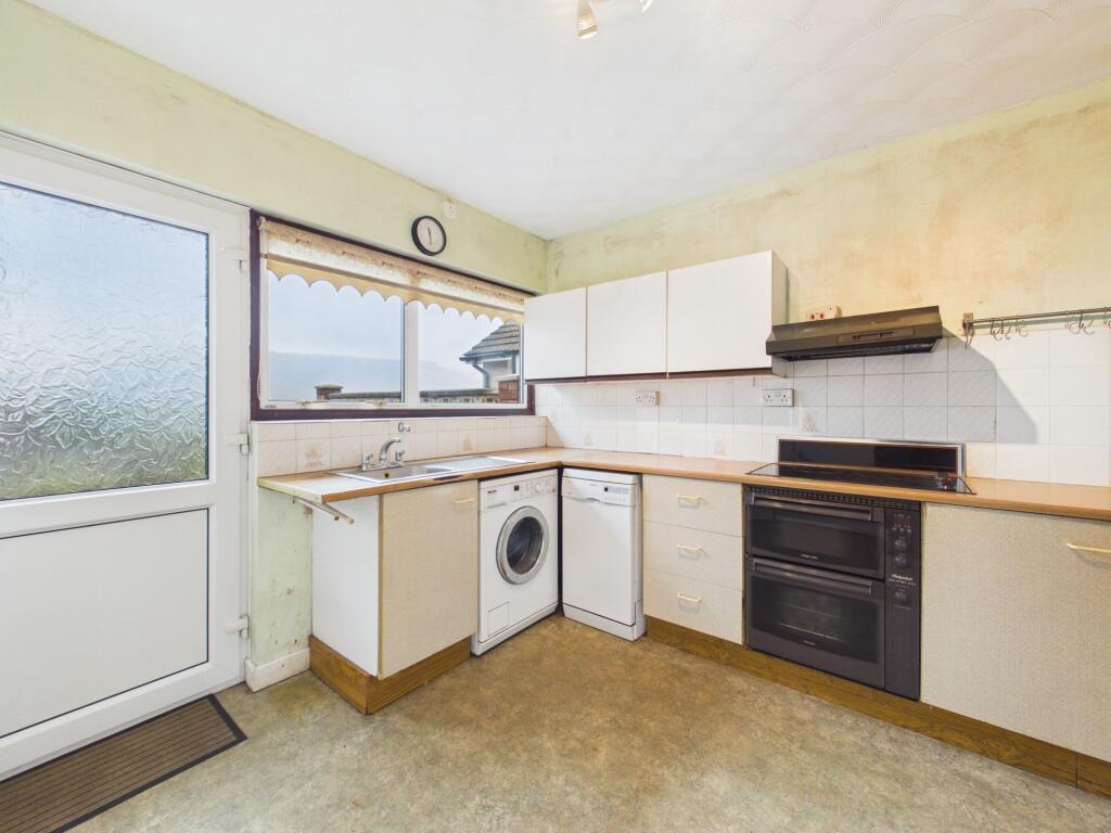 House in Gilwern, Llanelly - View 4