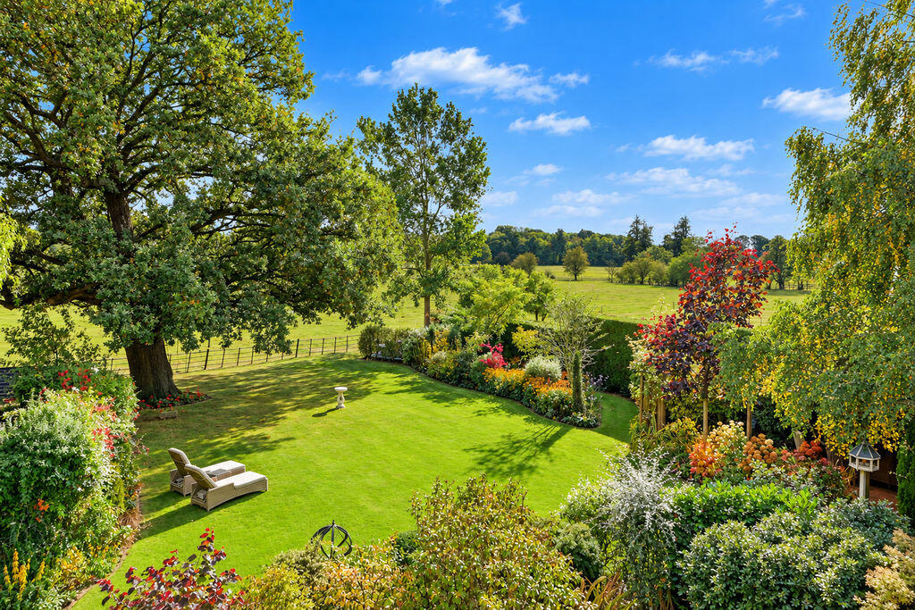 House in Harrogate, Goldsborough - View 2
