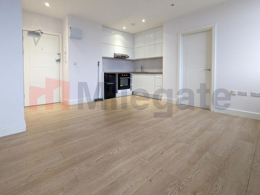 Main image of property: Buckingham Street, Aylesbury, HP20