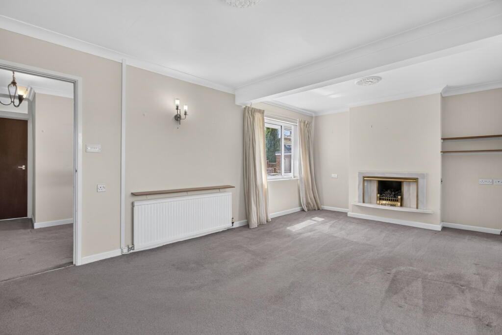 House in Worcester - View 4