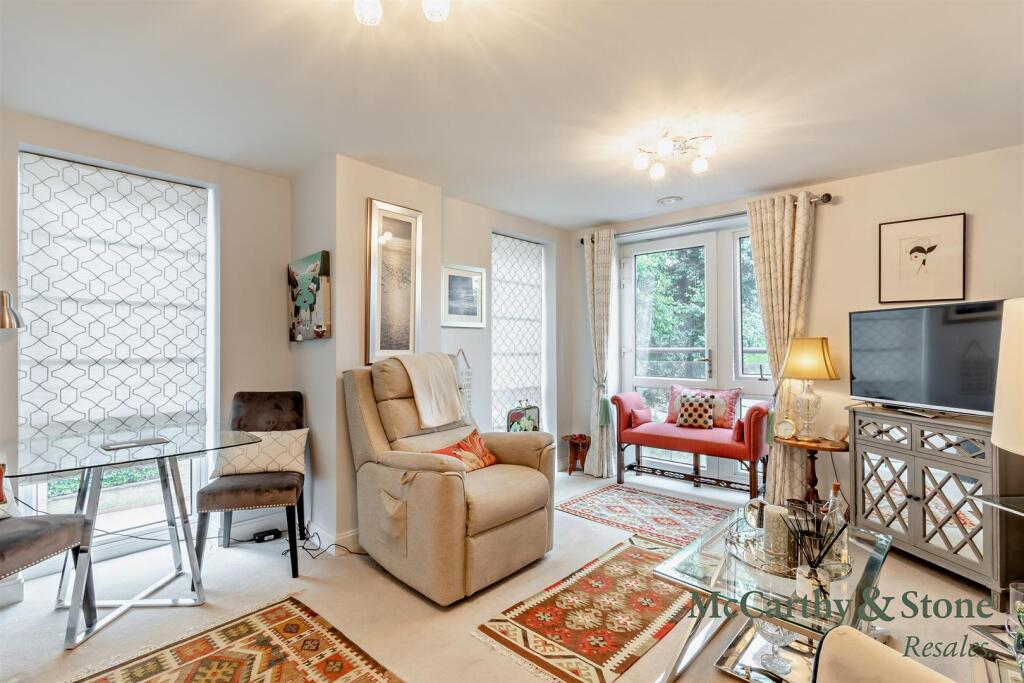 Apartment in Stevenage - View 4