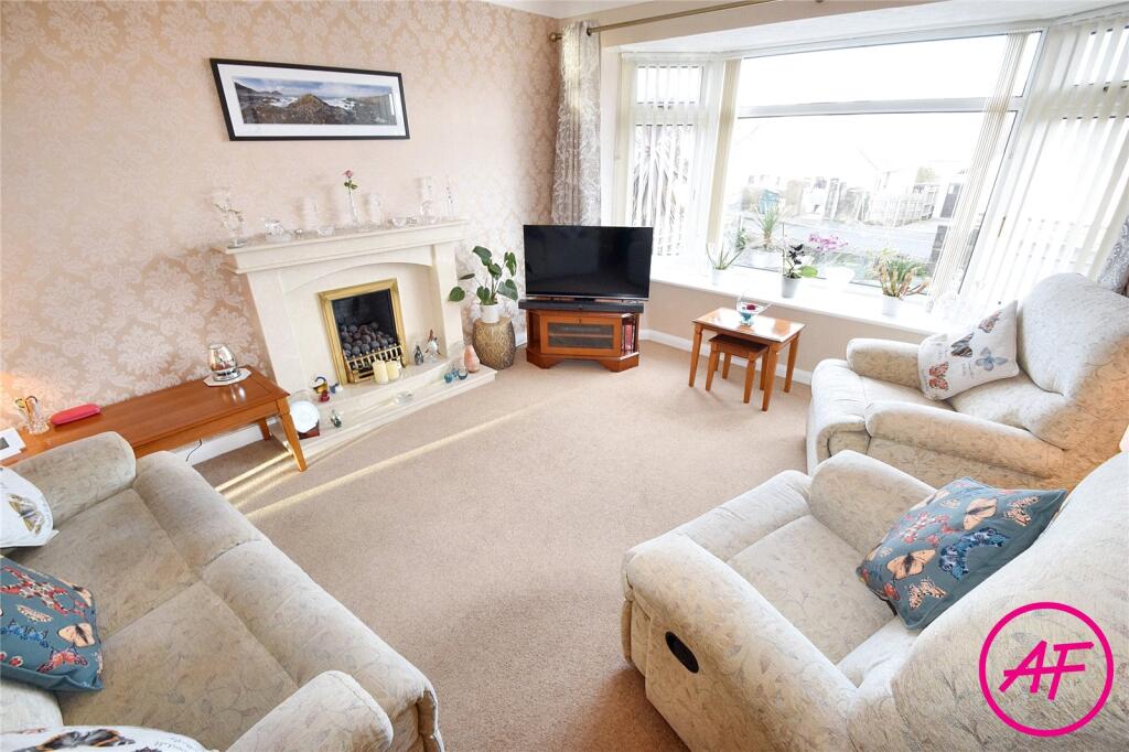 Vincent Avenue, Llandudno, Conwy, LL30 photo 2