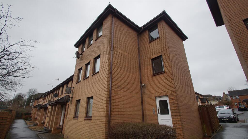 Main image of property: Broomfield Walk, Kirkintilloch