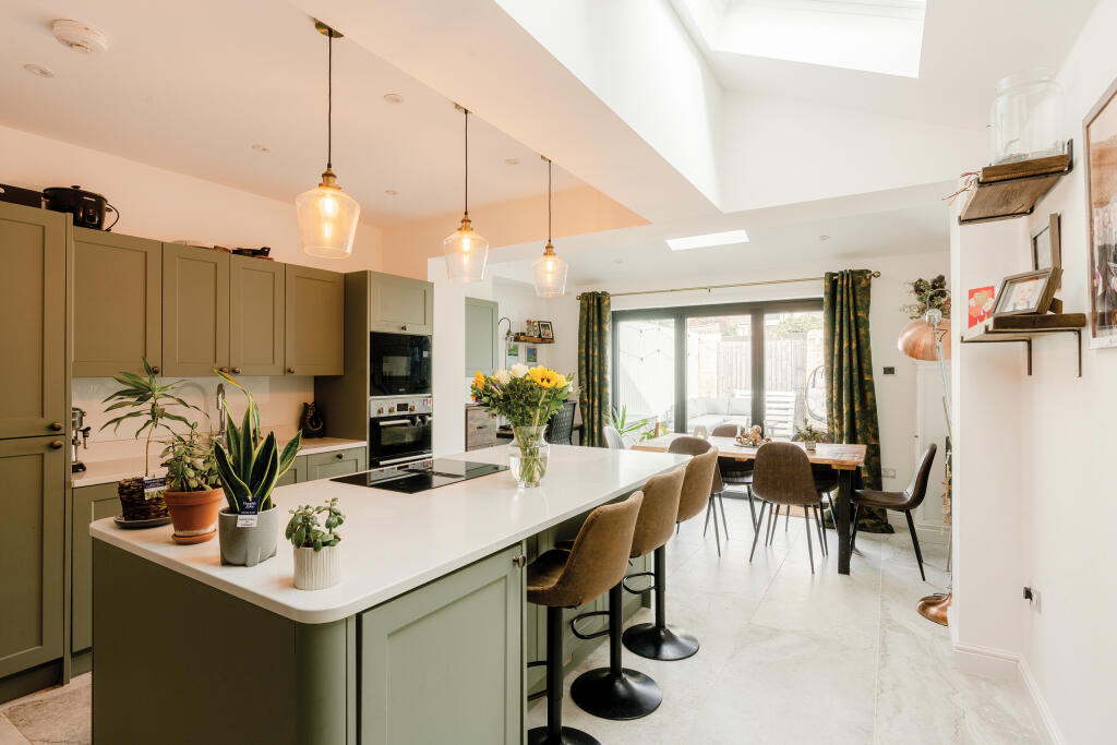 Main image of property: Boston Road, Horfield, Bristol