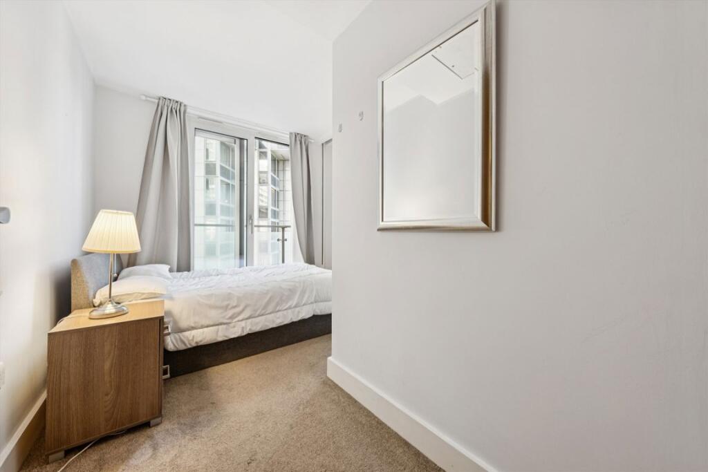 Apartment in London, City of Westminster - View 4