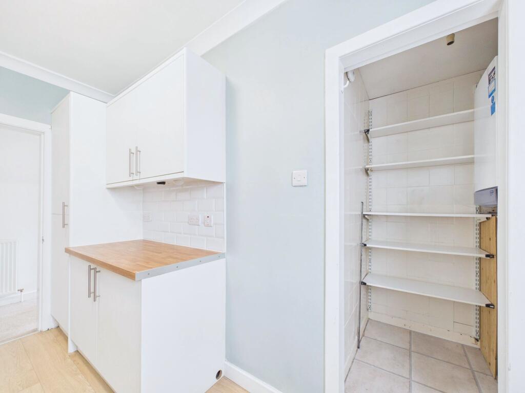 Apartment in Glasgow, Cowglen, Pollok - More