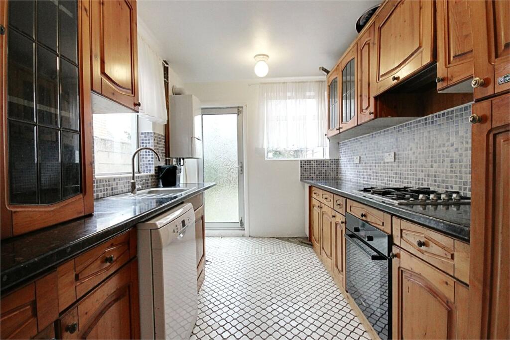 House in London - View 4