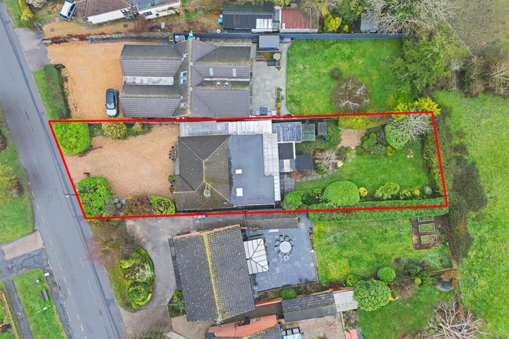 House in Milton Keynes - View 4