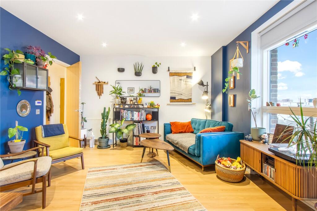 Main image of property: Miles Road, London, N8