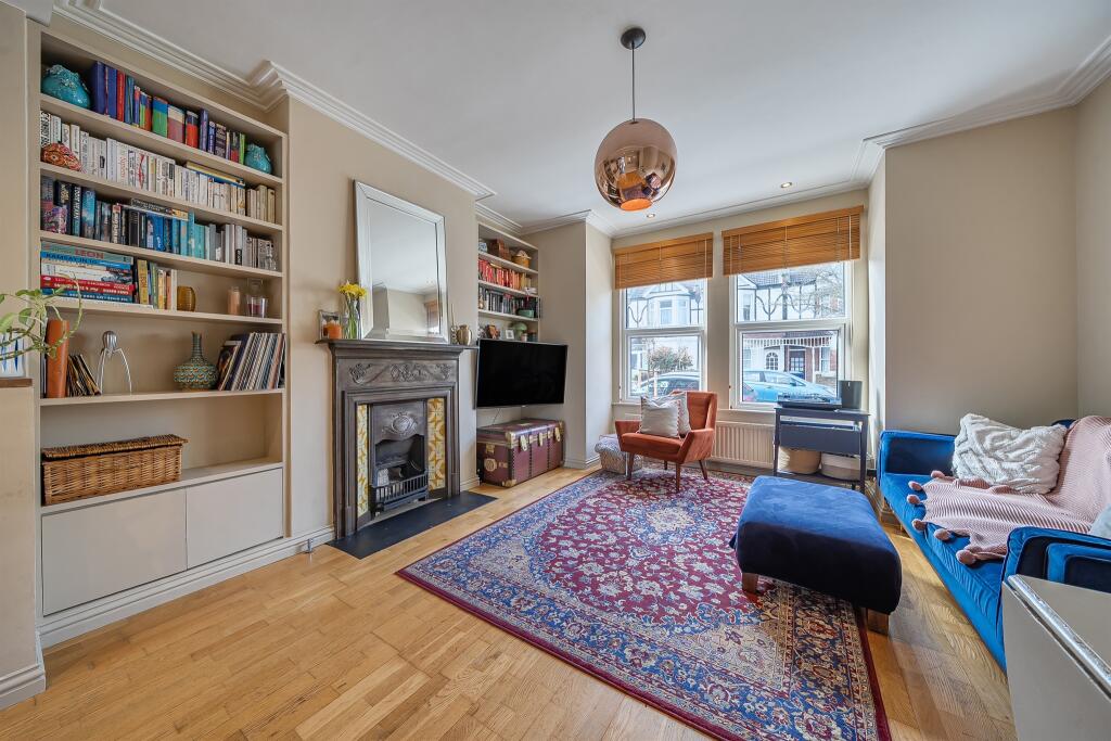 Apartment in London - View 2