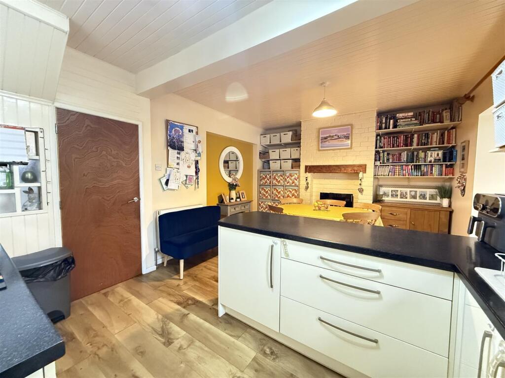 Hyde Lane, Kinver, Stourbridge photo 4