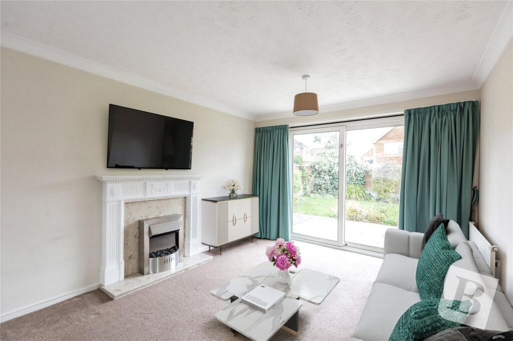 Main image of property: Broad Oaks, Wickford, Essex, SS12