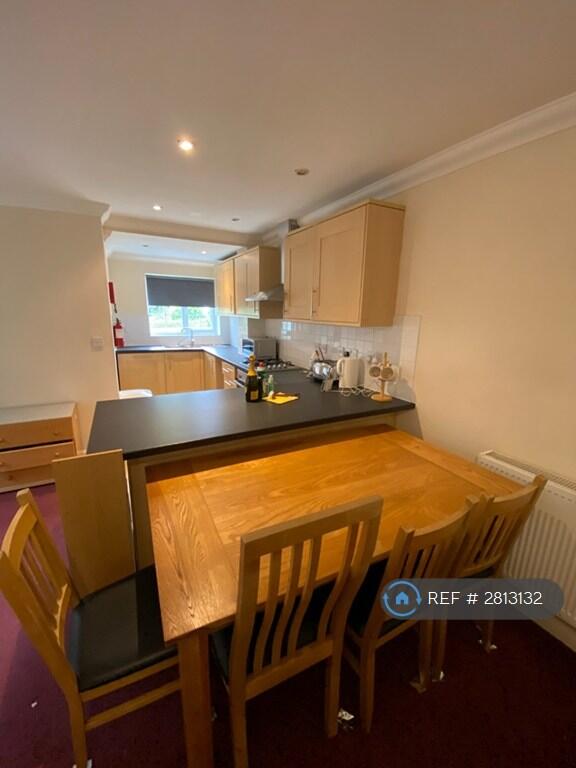 Main image of property: Hunts Close, Guildford, GU2