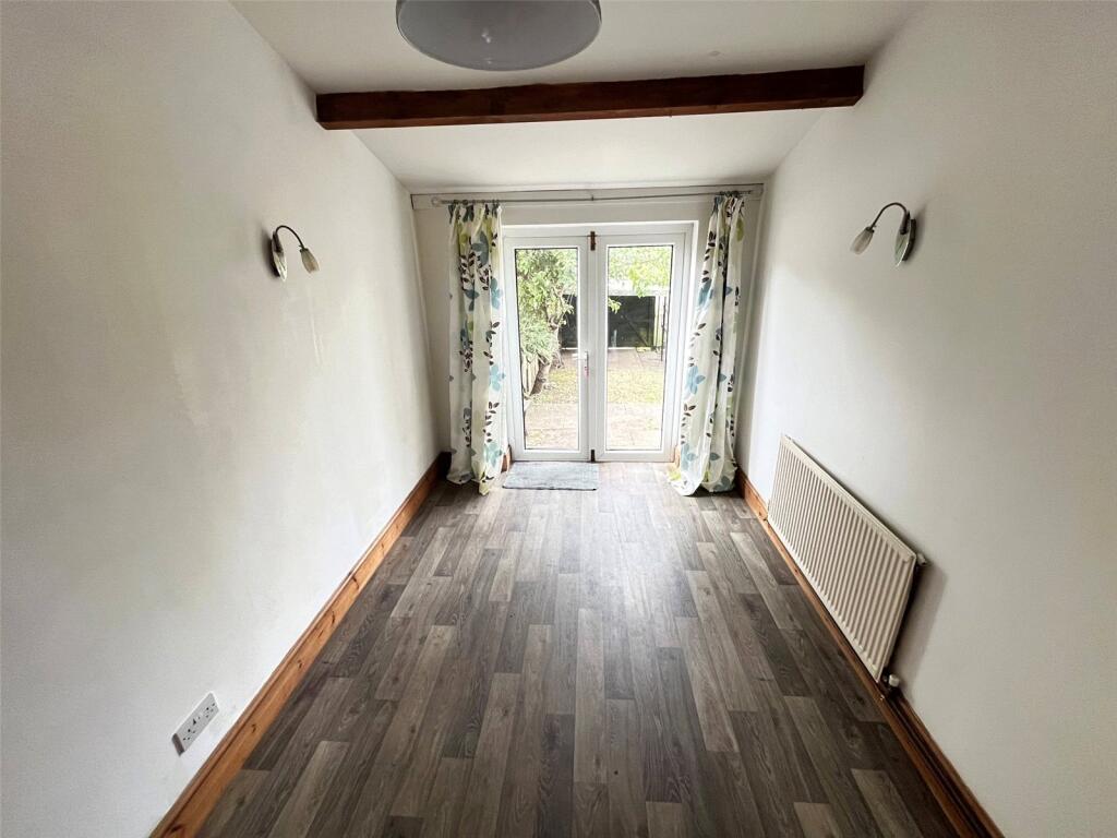 House in Daventry, Headlands - View 4