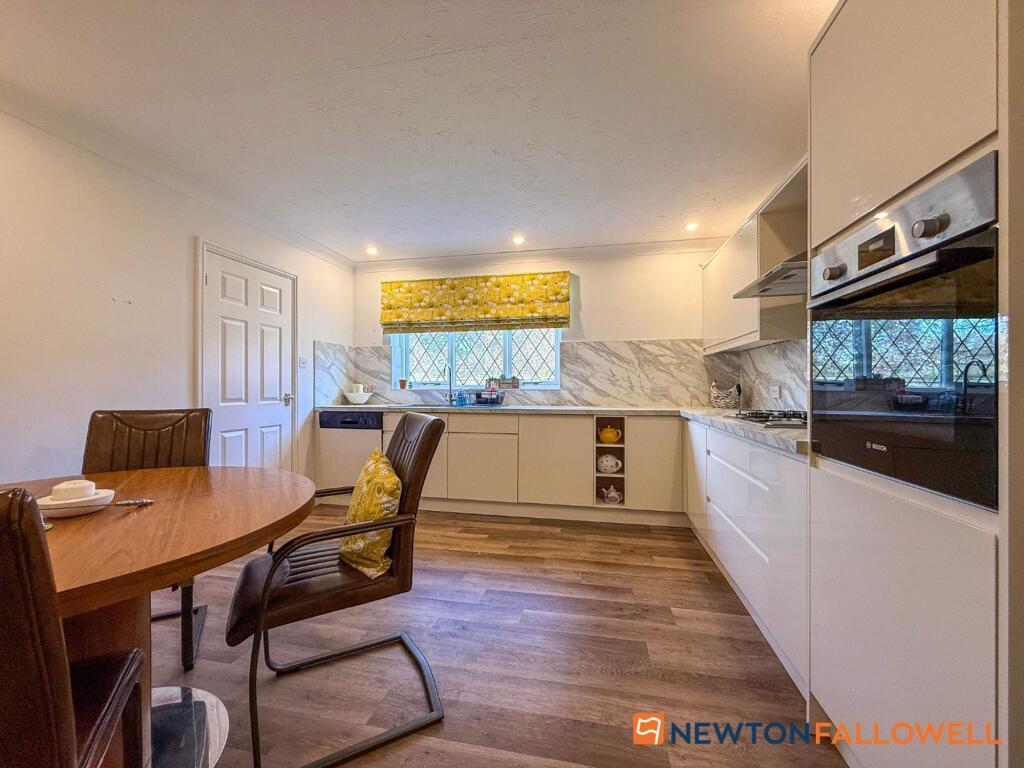 Manor Drive, Long Bennington, NG23 - More