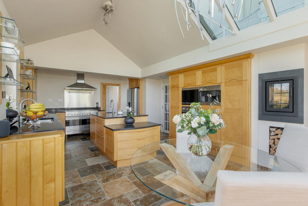 House in Chelmsford - More