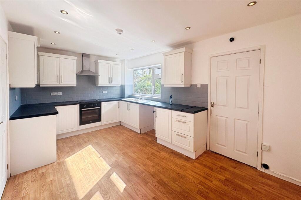 Trehane Road, Camborne, Cornwall, TR14 photo 3