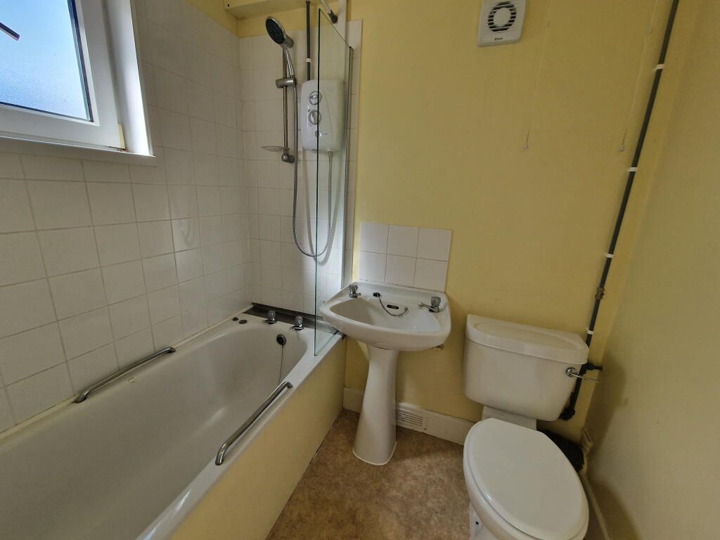 Additional image 12 of St. Michaels Avenue, Yeovil, Somerset, BA21 4LS