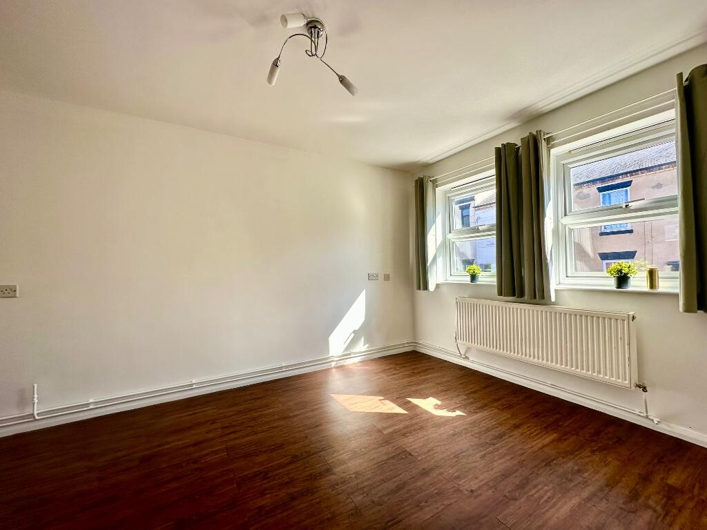 Main image of property: One-Bedroom Flat, Crompton Street, DE1