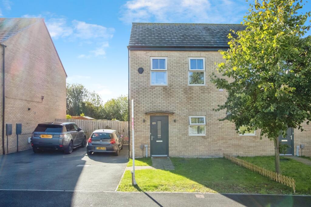 Main image of property: Kentmere Approach, LEEDS