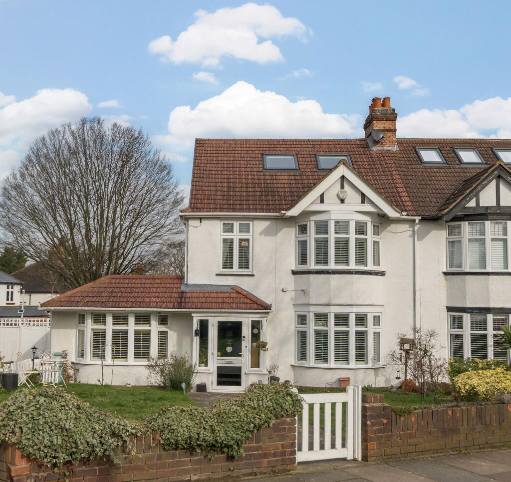 Main image of property: Avondale Road, Bromley, BR1 4HA