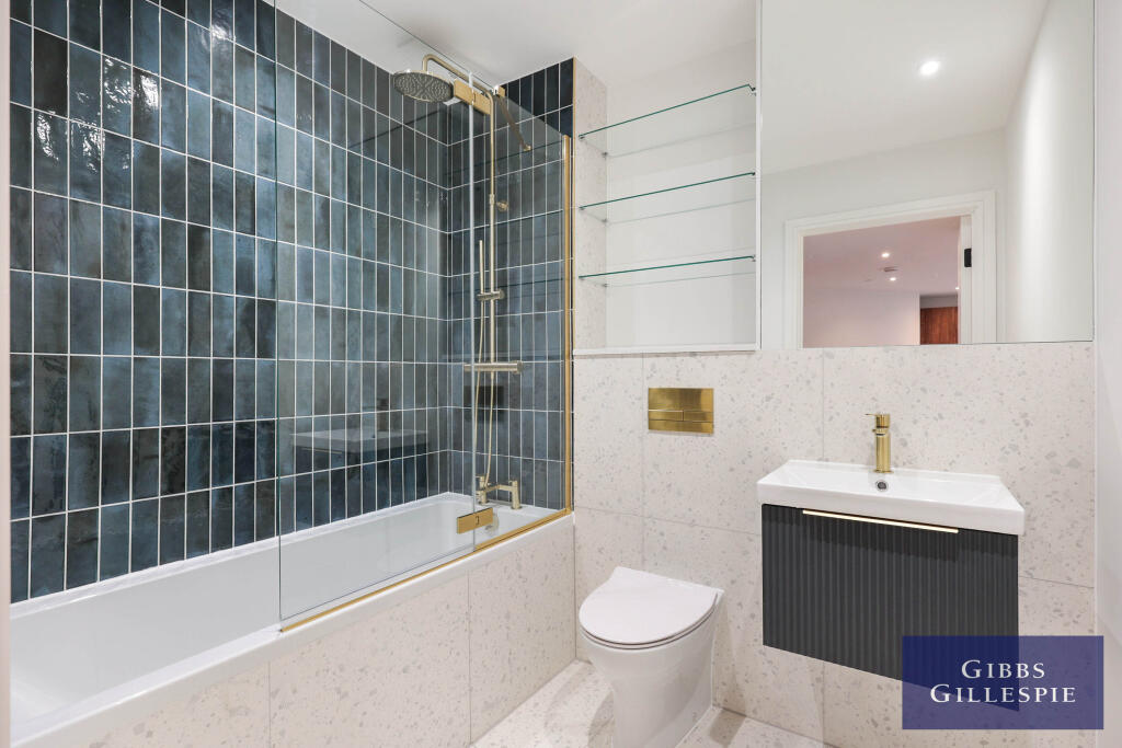 Apartment in Tatling End, Gerrards Cross - View 5